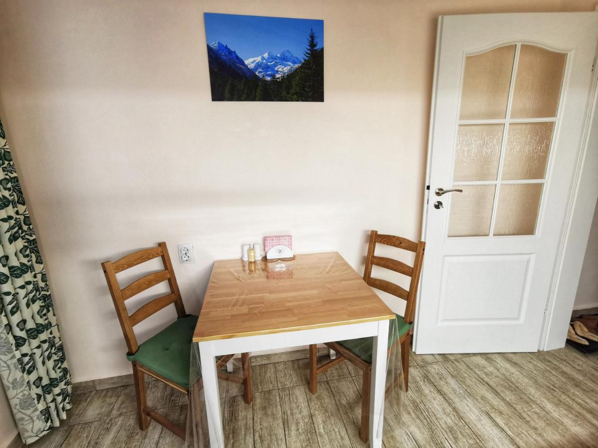 Apartament Rila *